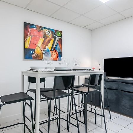 Апартаменты Triplex Magenta Quest Париж Экстерьер фото